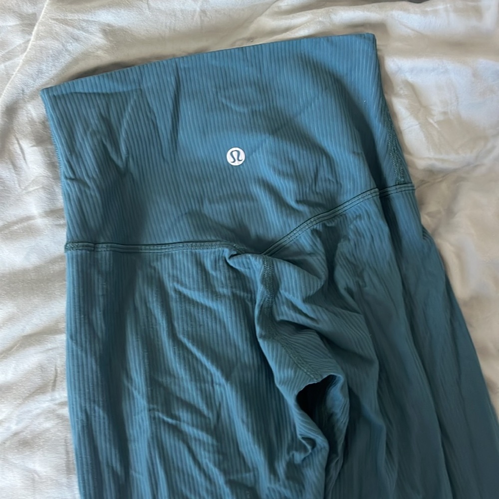 Lululemon Align Ribbed High Rise Crop 23” - Picture 4 of 5
